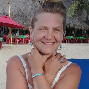 Meet your Posher, Stacy